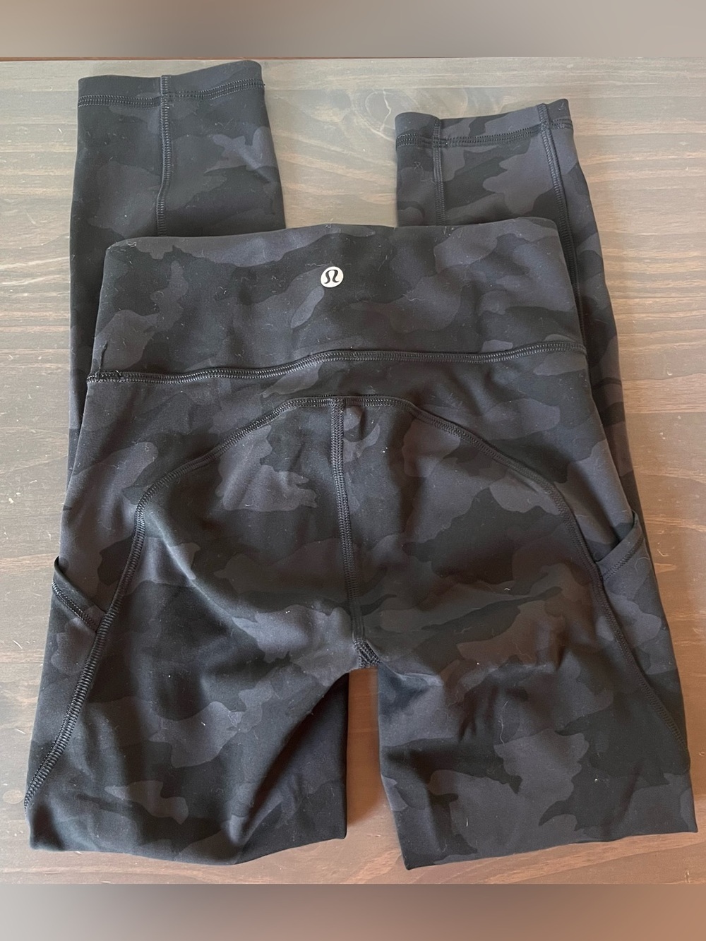 Lululemon Invigorate High-Rise Crop 23” Camo Size 2